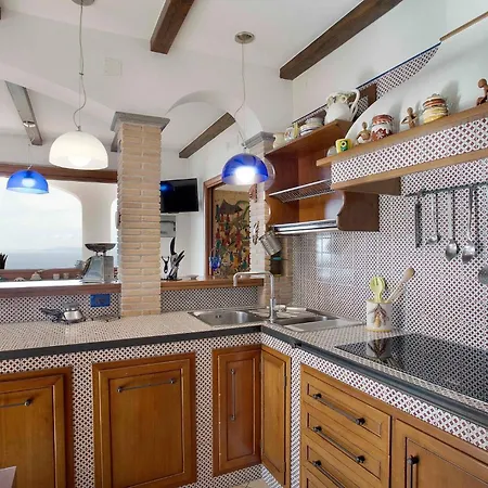 My Exclusive Italy - Luxury With Breathtaking Seaview, Pool, Bbq וילה סורנטו