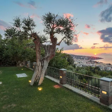 My Exclusive Italy - Luxury With Breathtaking Seaview, Pool, Bbq * סורנטו