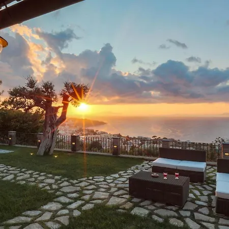 My Exclusive Italy - Luxury Villa With Breathtaking Seaview, Pool, Bbq